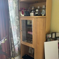 Corner Shelf / Storage Space 