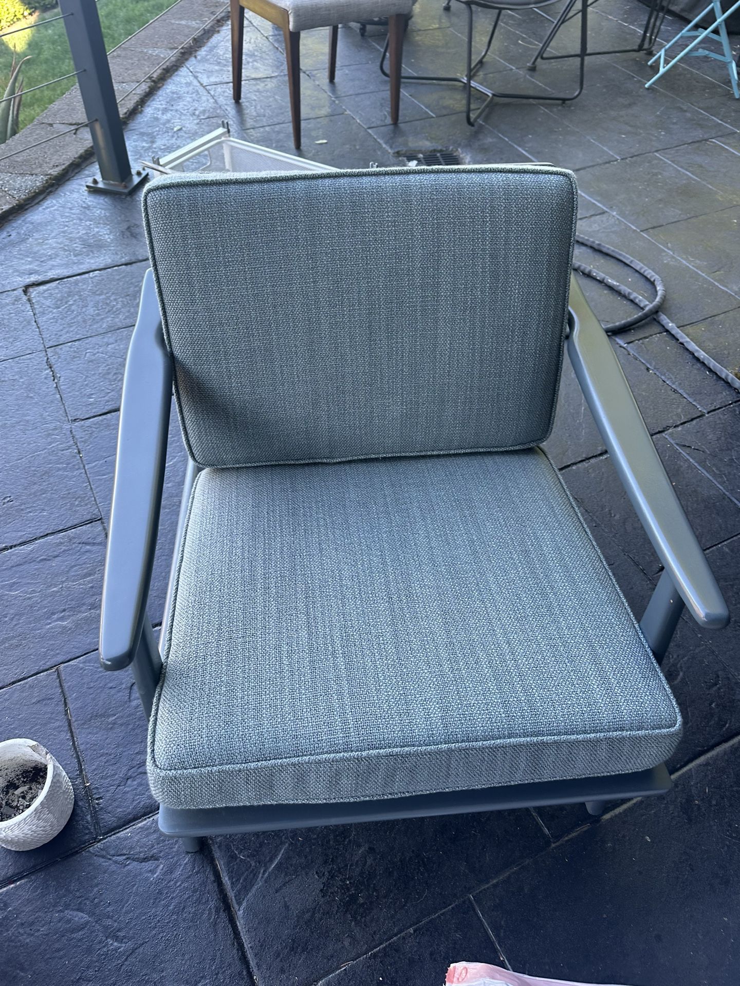 mid century scandinavian chair
