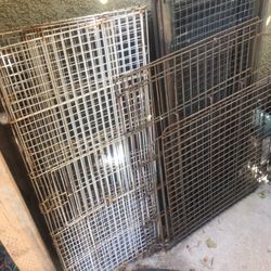 Free Wire Chicken Coop 