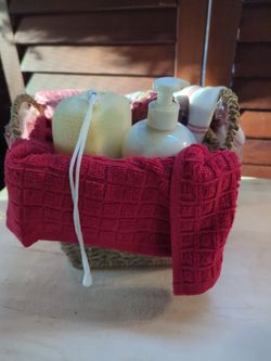 Basket Hand Towels and Lotion 