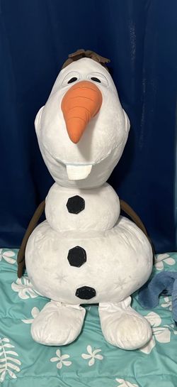 Giant Olaf