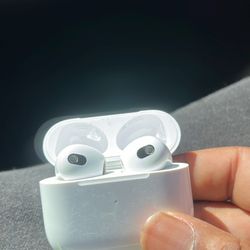 New AirPods 