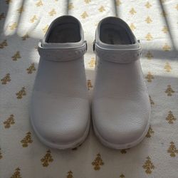 Natural Uniforms Sais 9 Usados Pero En Buenas Condiciones $8 