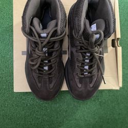 Adidas Yeeyz Desert Boot High Oil Size 8.5 In Great Condition With Shoe Box. 