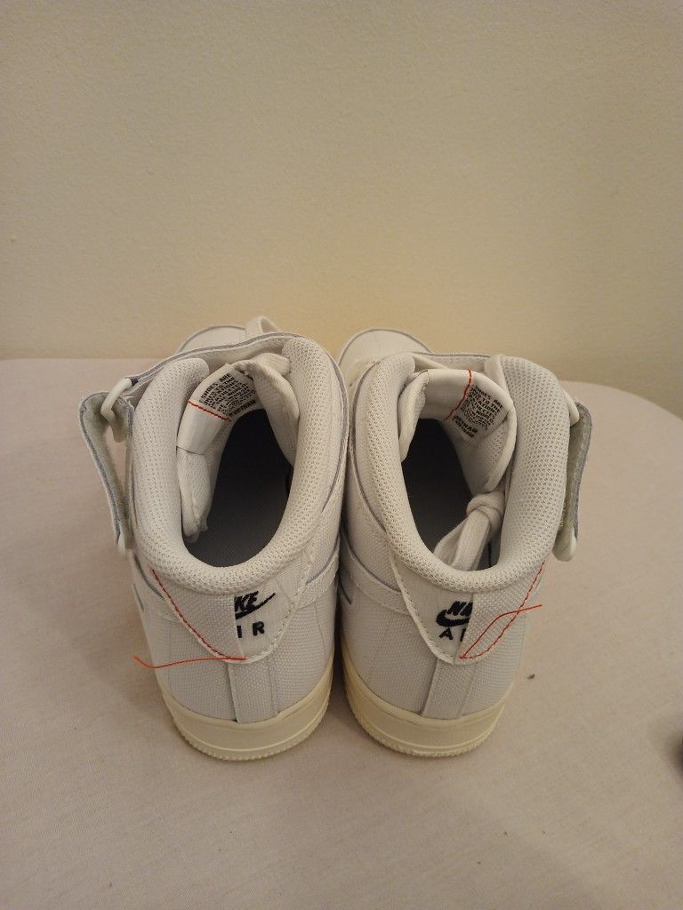 Women's Air Force 1 '07 Mid LX