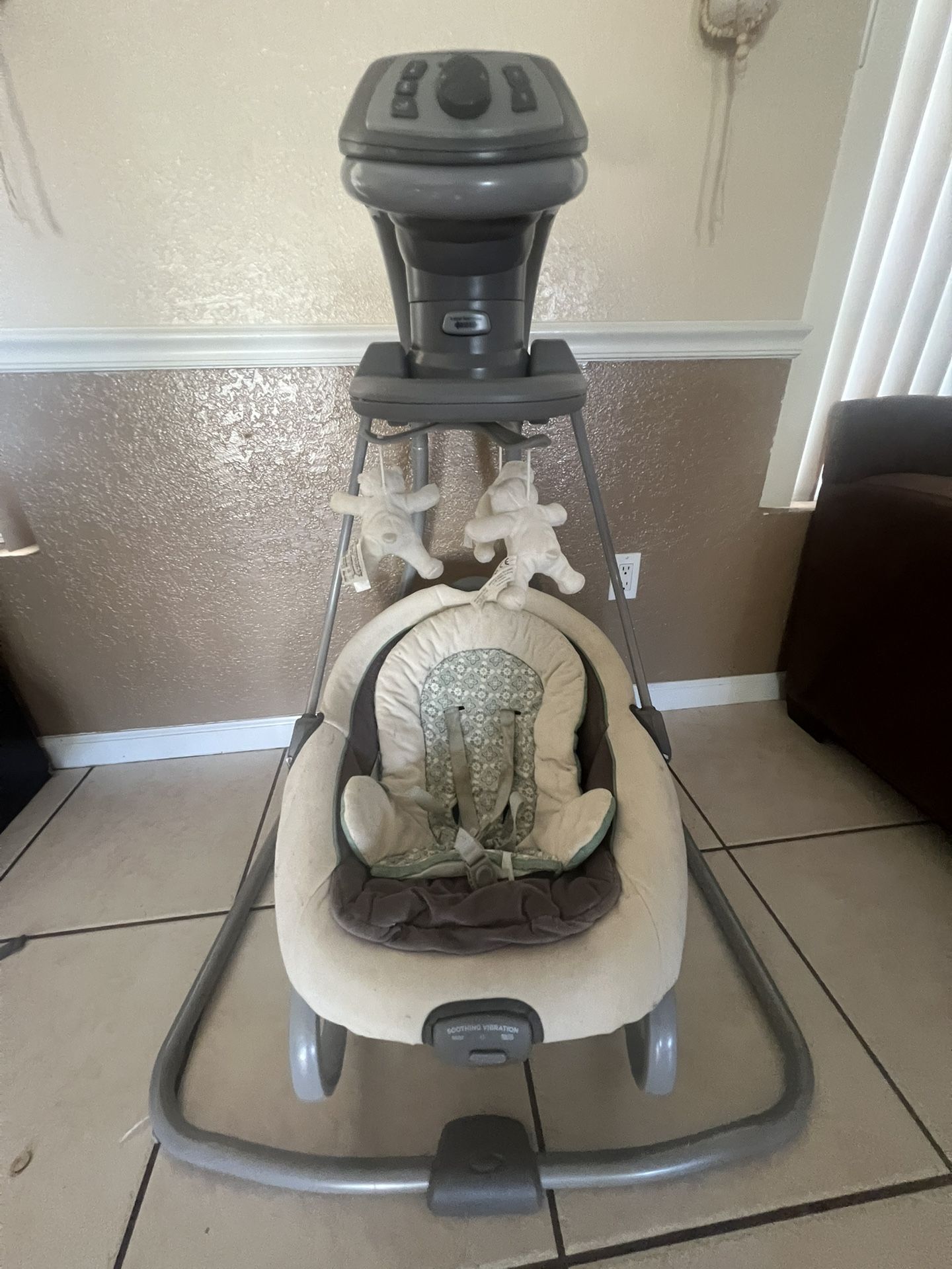 Graco DuetSooth Swing