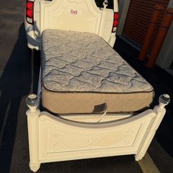 Cama Twin De Princesa Con Su Colchón Incluido. Hacemos Delivery 