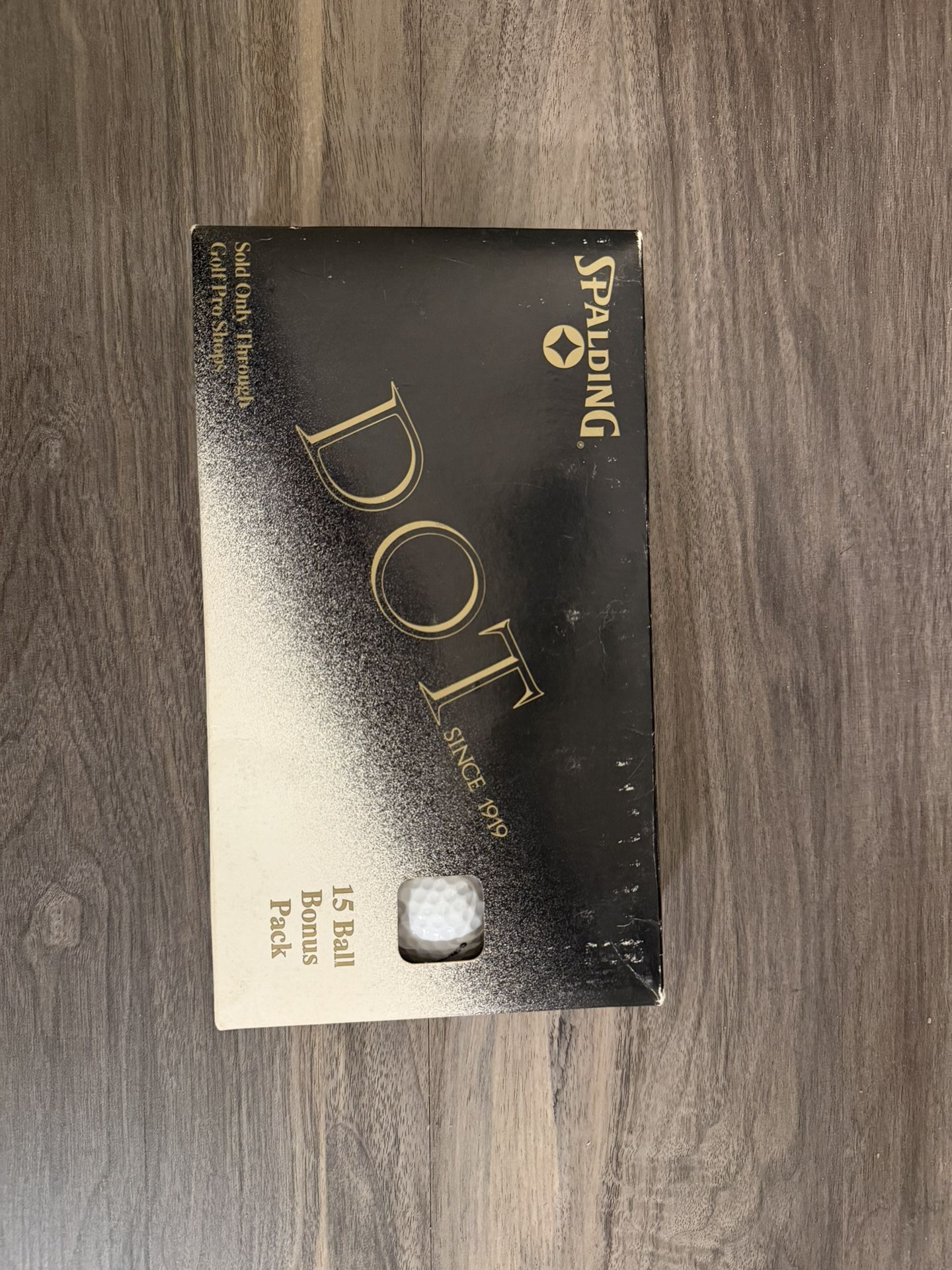 A Perfect Find for Golf Collectors and Enthusiasts! ✨ Vintage Spalding DOT Bonus Pack – 15 Golf Balls “Since 1919”