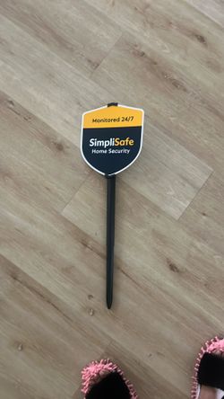 Simplisafe sign and stake