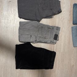 Men’s 28 by 30 Baggy Jeans