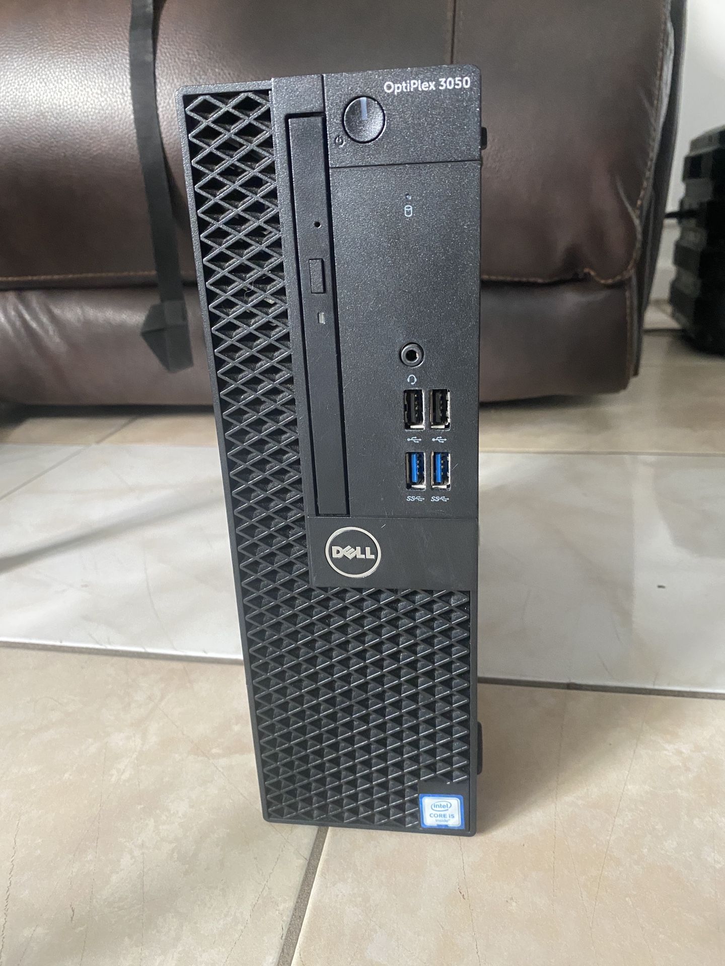 Dell Optiplex 3050 SFF Desktop PC