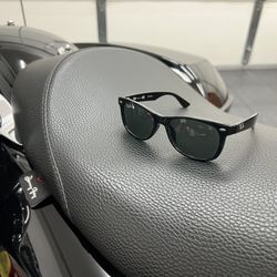 Kid's Rayban Wayfarer Sunglasses