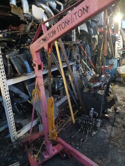 Engine Jack Cherry Picker 