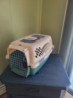 Pet Taxi Carrier Training Crate Excellent Condition 