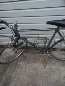 Antique bycycle