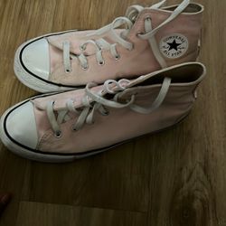 Converse pink
