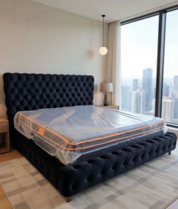 NEW IN BOX- Glam Black Platform Bed Frame Queen & King Size No Boxspring required