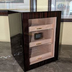 3 Tier Cigar Humidor