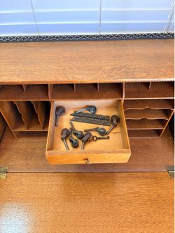 1904 Secretary Desk