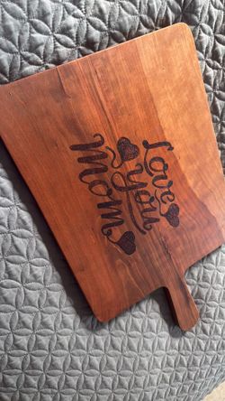 Handmade" love you mom" board