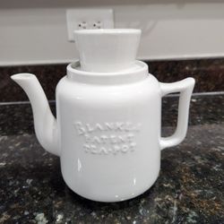 BLANKE,S PATENT TEA POT