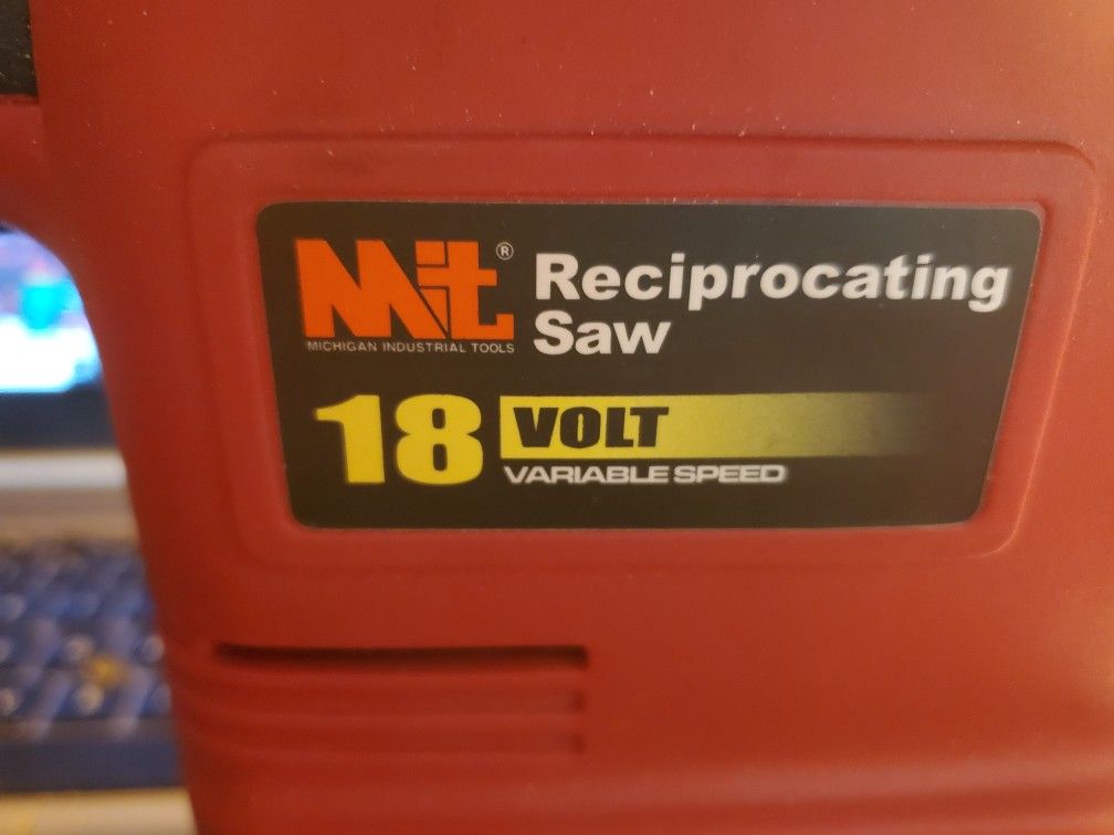 MIT Reciprocating Saw