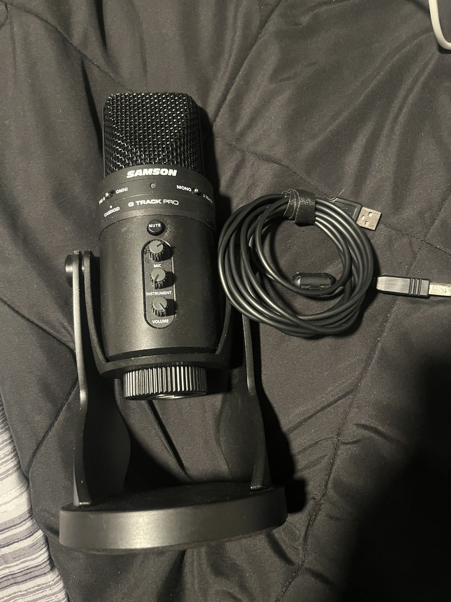 Condenser Microphone 