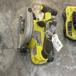 Ryobi p506 saw w/2 batteries and charger 