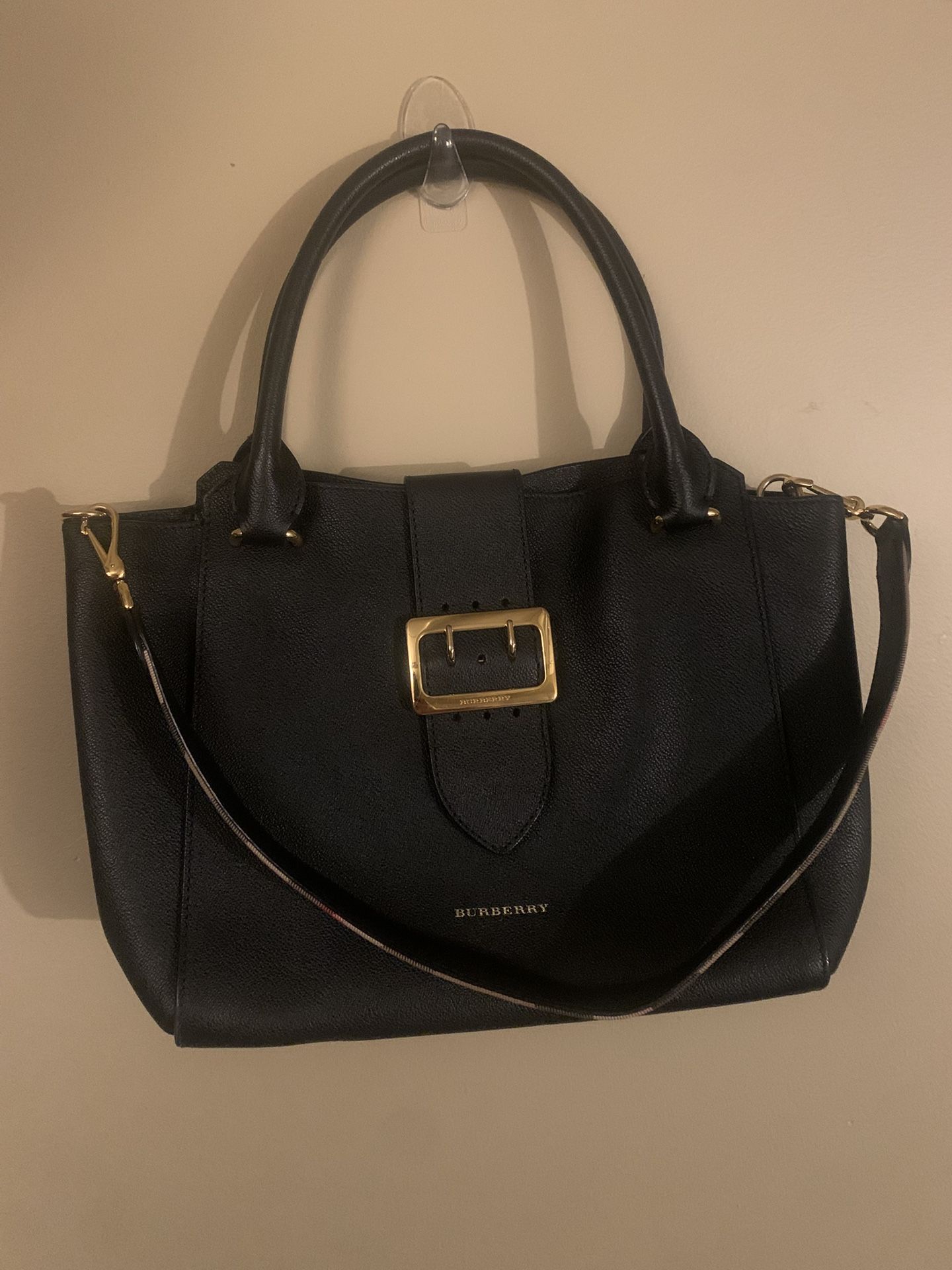 Burberry House Check Buckle Tote