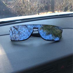 Louis Vuitton Wameaui Sunglasses 