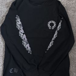 Black Chrome Heart Long Sleeve Size M