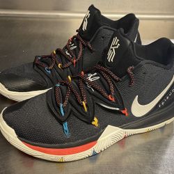 T Size 10.5 - Nike Kyrie 5 Friends 2019