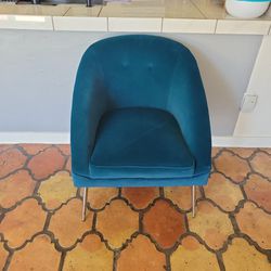 For Sale The blue Chair $70 dollar 