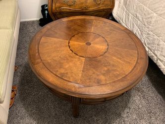 round coffee table 