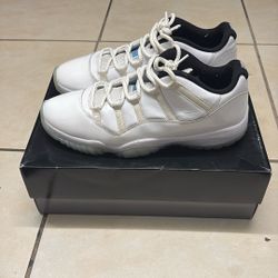 Air Jordan 11 Retro Low