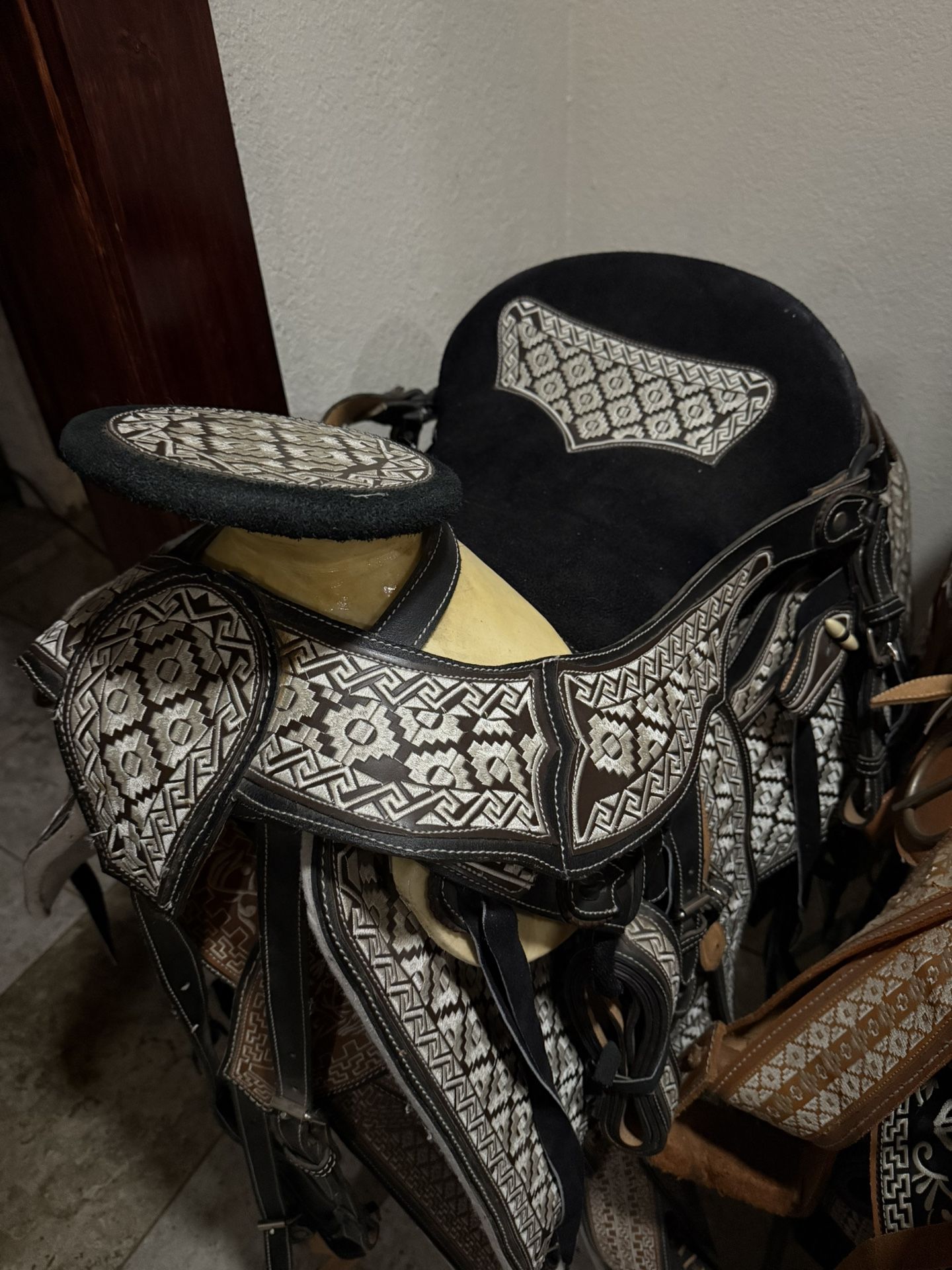 High Quality Saddle New