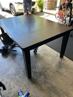 Expandable Dining Room Table