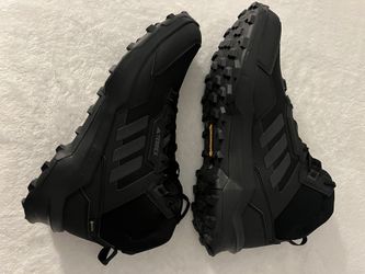 adidas Men's Terrex Ax4 Mid Gore-tex / Sizes 11-12