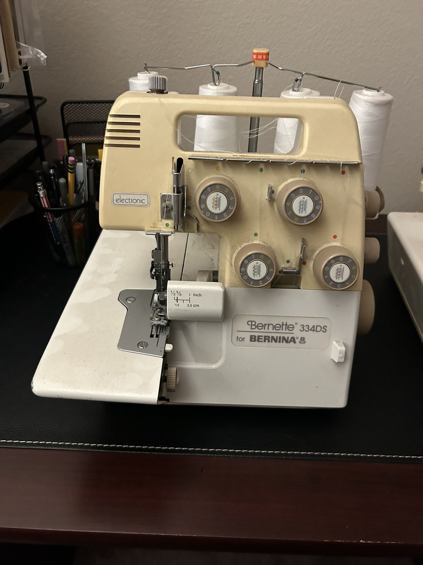 Bernina Bernette 334DS