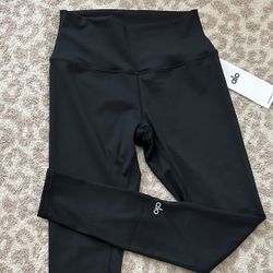 Alo Black High Waisted Leggings $55 **READ DESCRIPTION**