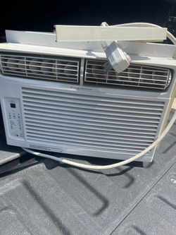 Frigidaire window AC unit