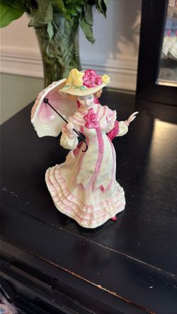 Royal Doulton Springtime Promenade