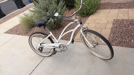 Women’s Electra bike