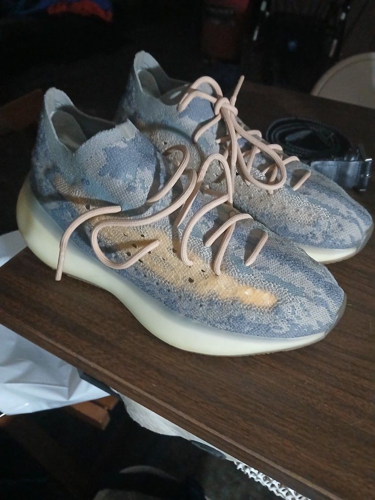 Yeezys 380 Boost Men Size 10.5