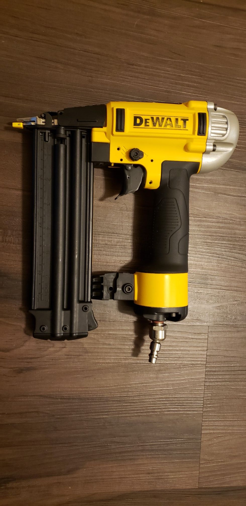 Dewalt Nailer gun