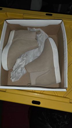 Beige High-Top Sneaker Boots