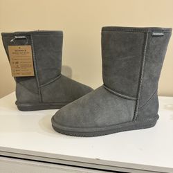 Bearpaw Women’s Julia Gray Boots Faux Fur Lines Size 9W W/O Box