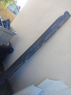 Yukon XL passenger side running board