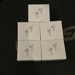 Apple AirPods Pro 3 Come With Serial Number
