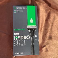 Schick Hydro Skin Comfort Sensitive Skin Razor With 2 Cartridges 